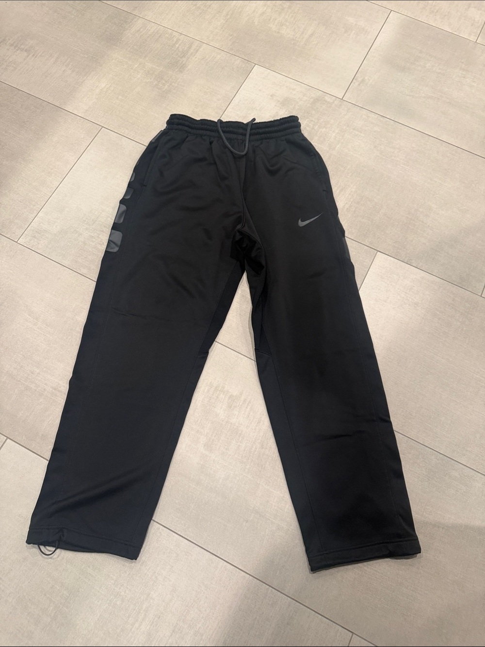 Men’s size large Nike Athletic Track Pants